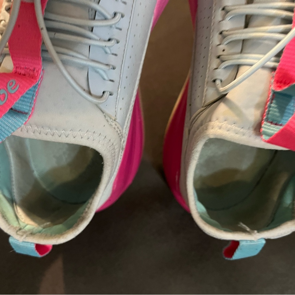 Clove Women's Sneakers - Pink White Blue Size 7.5 Lot Of 2 - Picture 10 of 12
